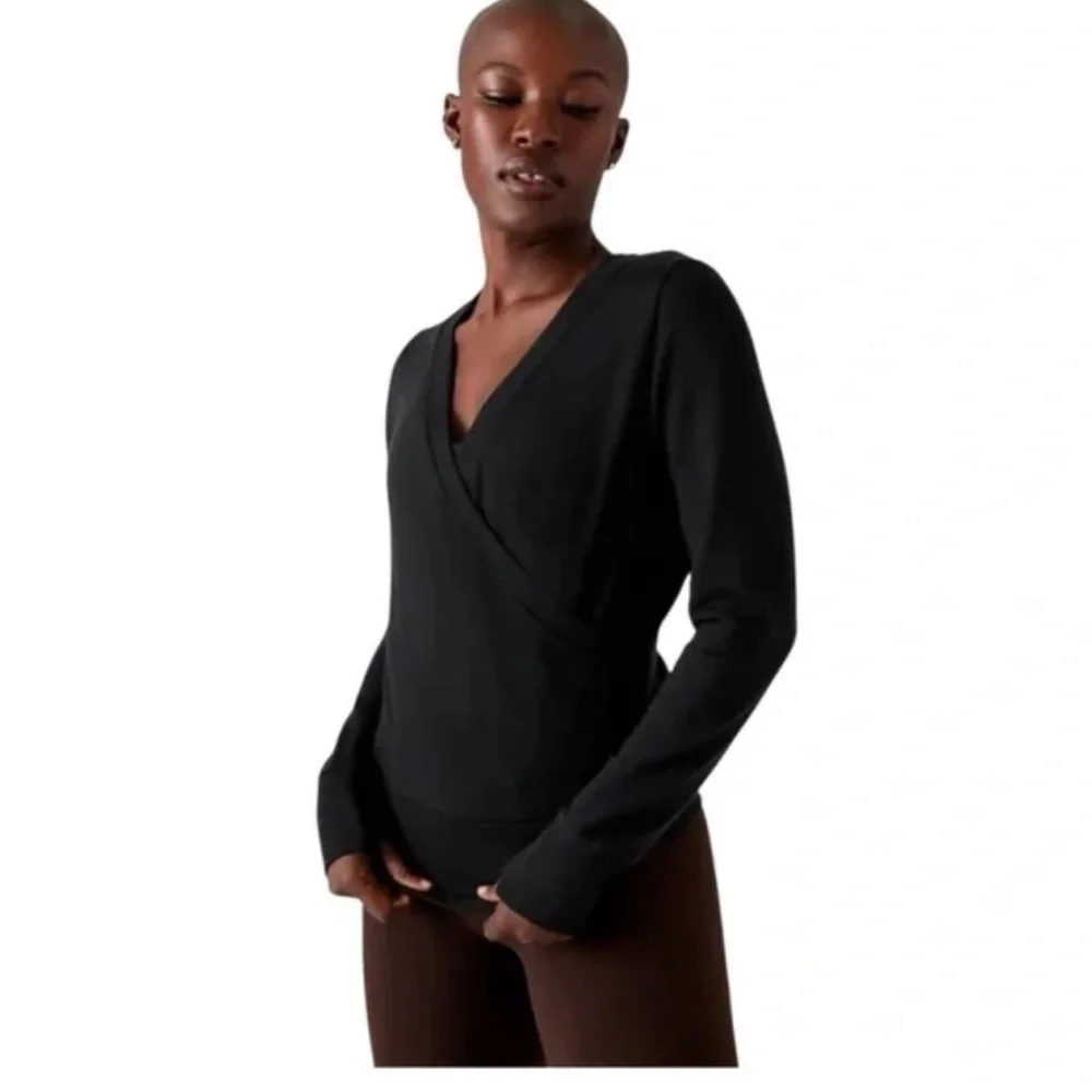 NWT Athleta Recharge Sweatshirt